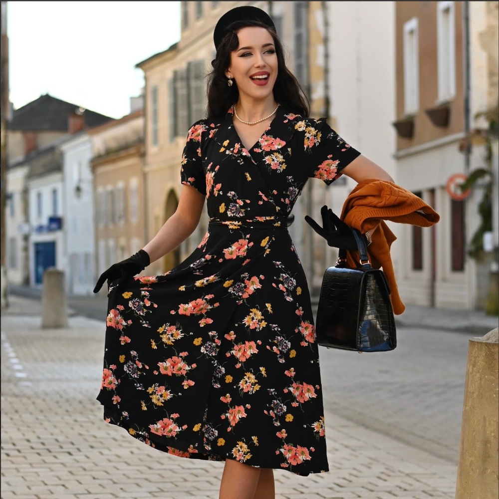 Seamstress of Bloomsbury Peggy Wrap Dress in Black Mayflower, UK 16 (US 12)